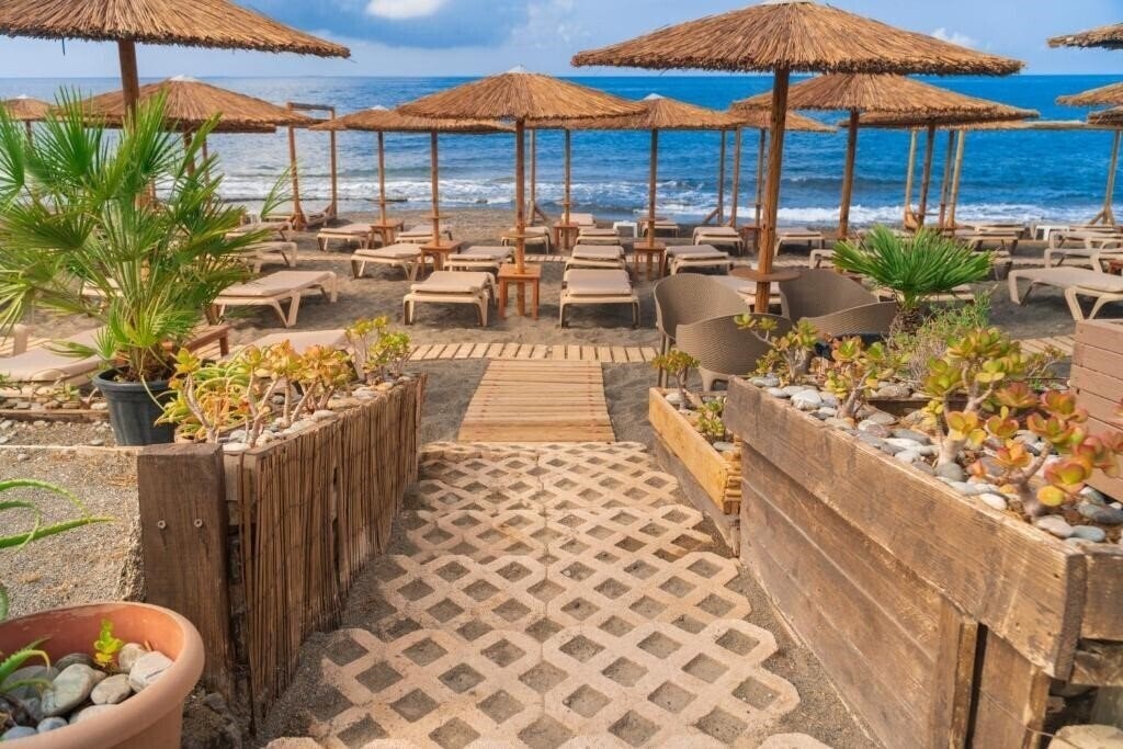 Изображение Tylissos Beach 4*