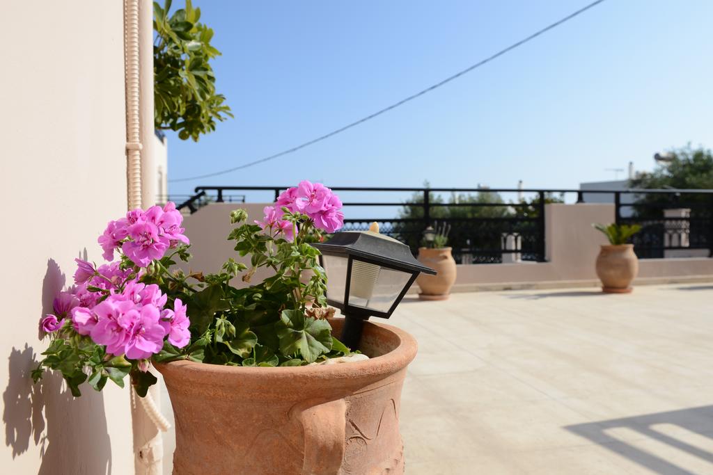 Kristi Apartments 4* суреті