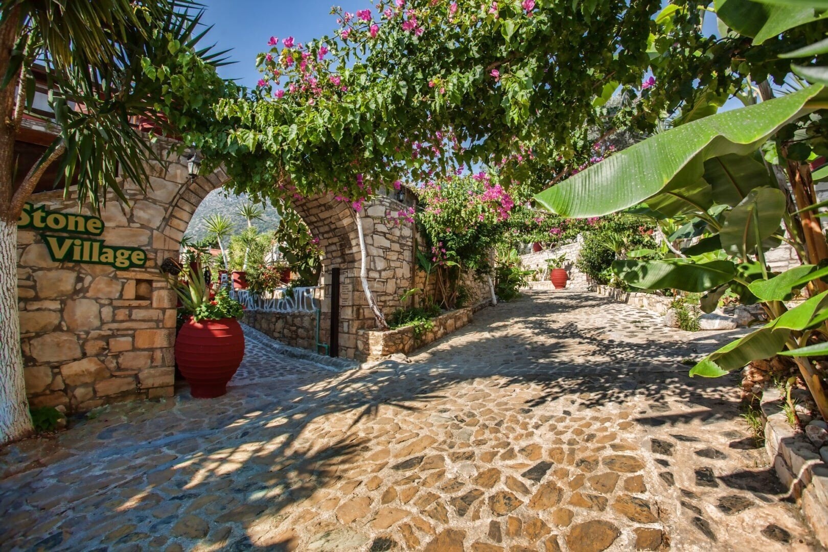 Petrino Horio (Stone Village) 4* қонақ үйі