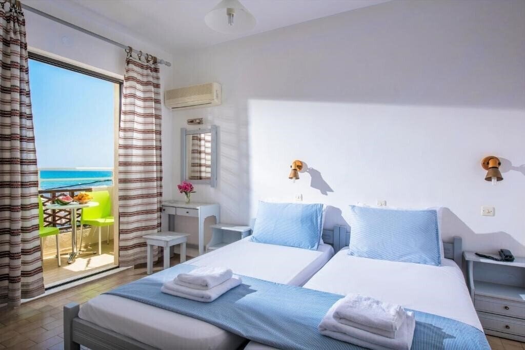 Smaragdine Beach Hotel 2* суреті