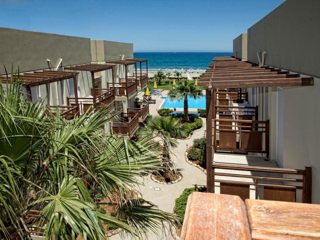 Фото Ilian Beach Hotel 3*