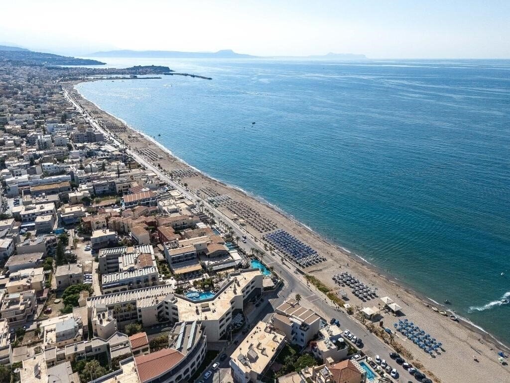 Отель Esperia Beach 3*