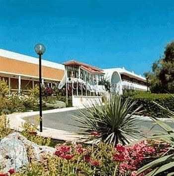 Xenia Helios 3* қонақ үйі