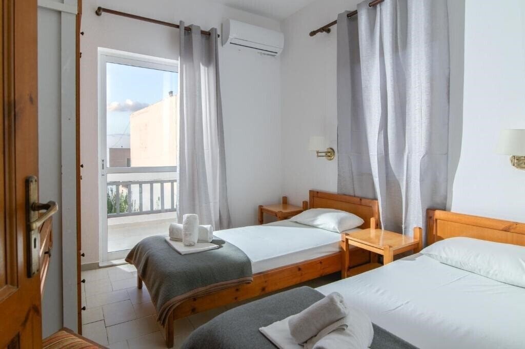 Haris Apartments Hersonissos 3* фотосуреті