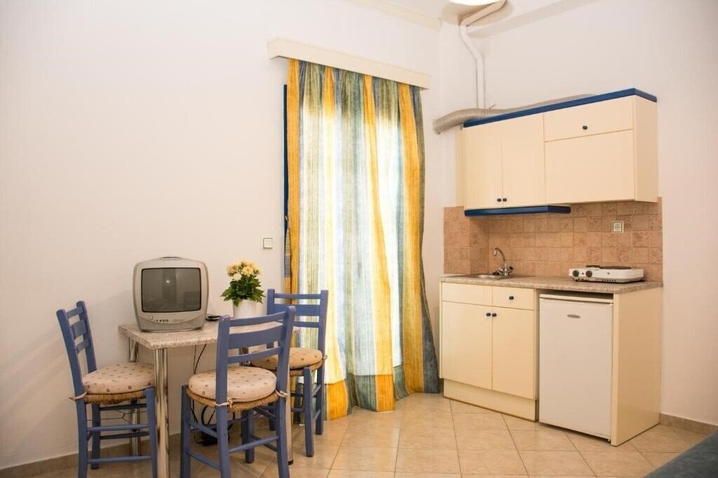 Uncle George Studios & Apartments 2* суреті