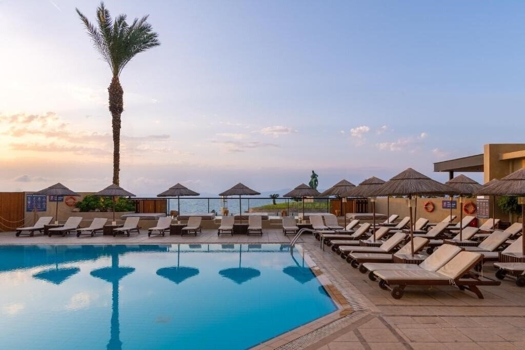 Blue Sky Beach Hotel 3* суреті