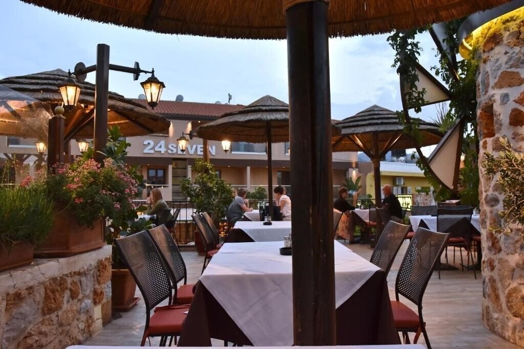 24 Seven Boutique 2* суреті