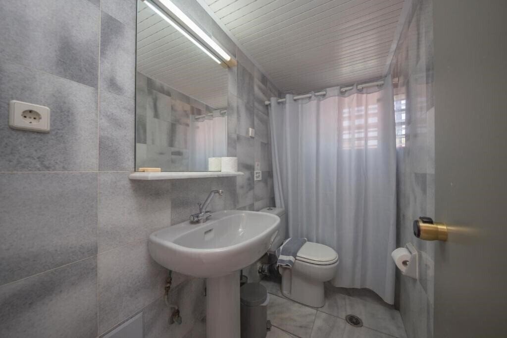 Manias Hotel Apartments 3* фотосуреті