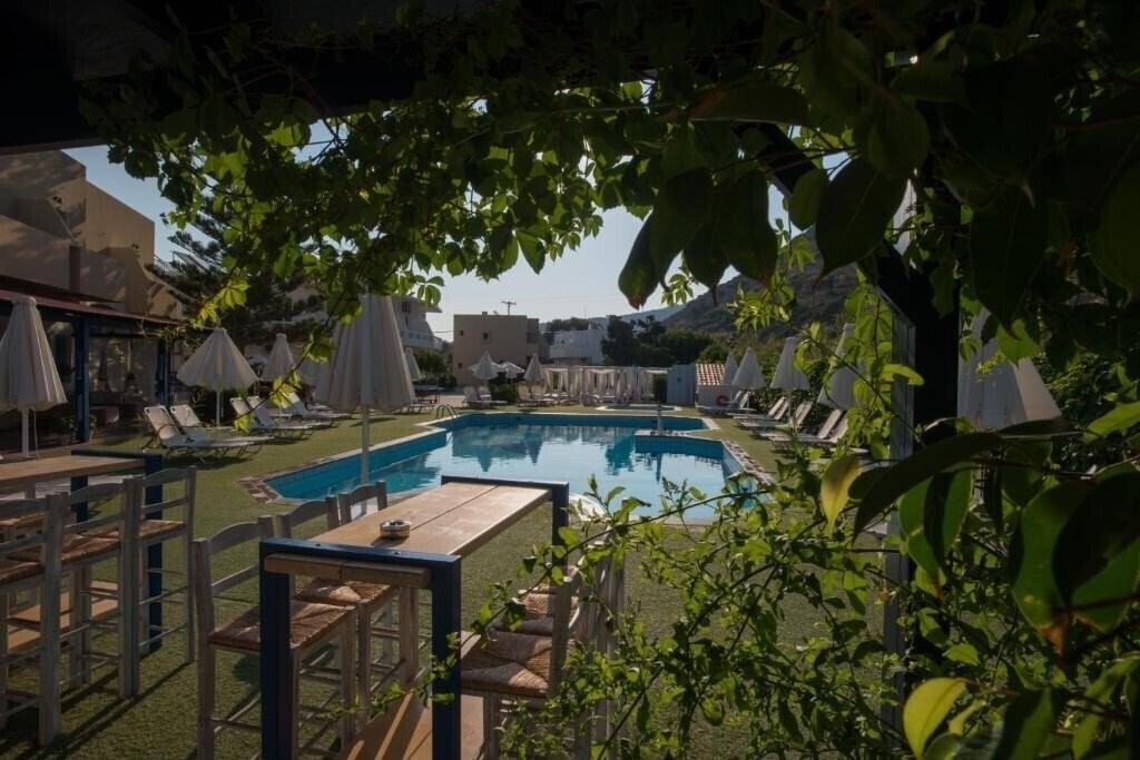 Fragiskos 3* қонақ үйі