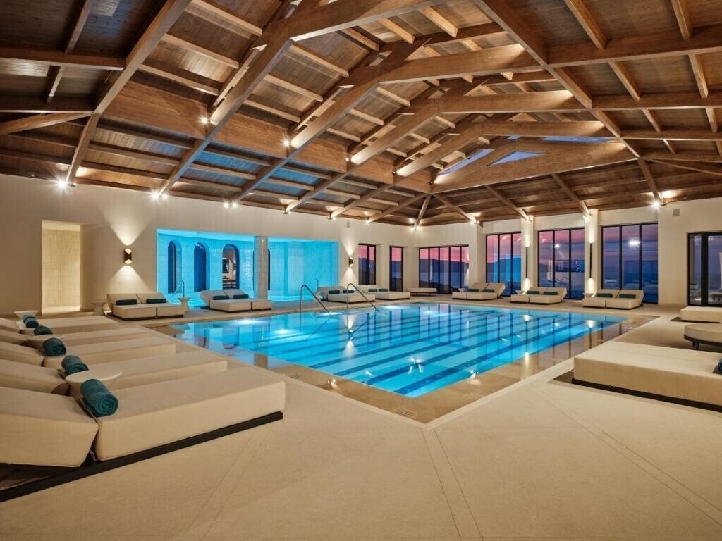 Oros Luxury Beach Resort 5* суреті