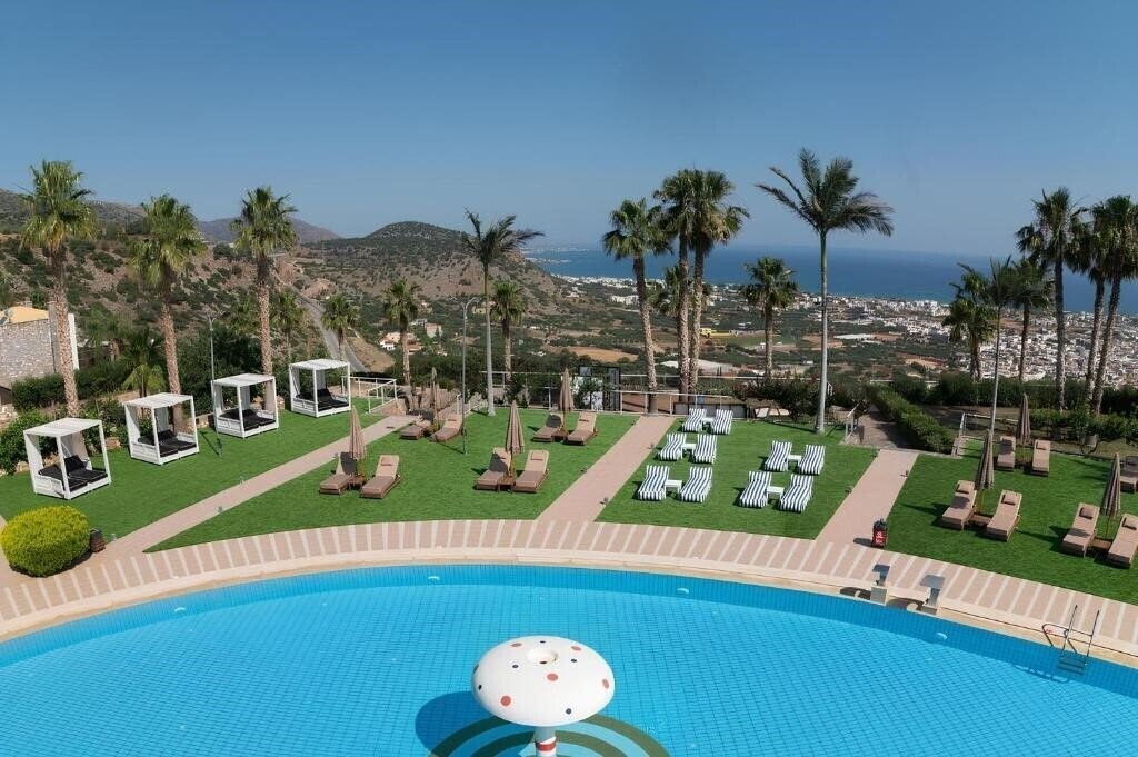 Фотография The Noverian Scenic Malia Hilltop Villa Resort 5*