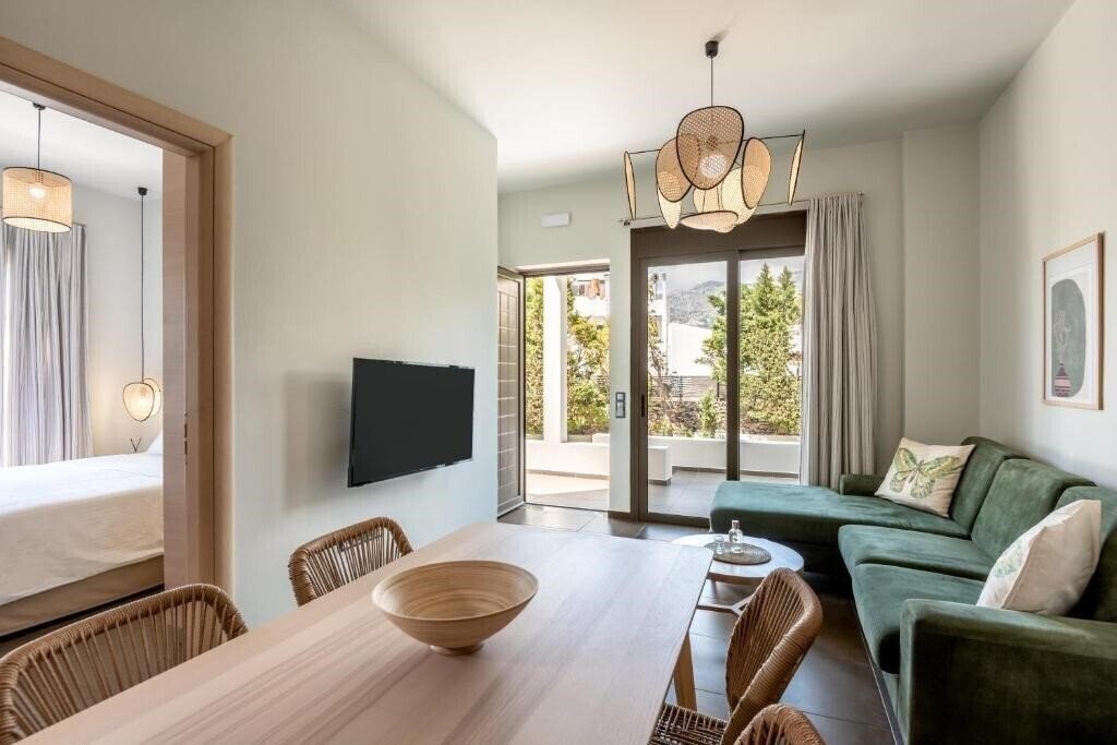 Plakias Suites 4* суреті