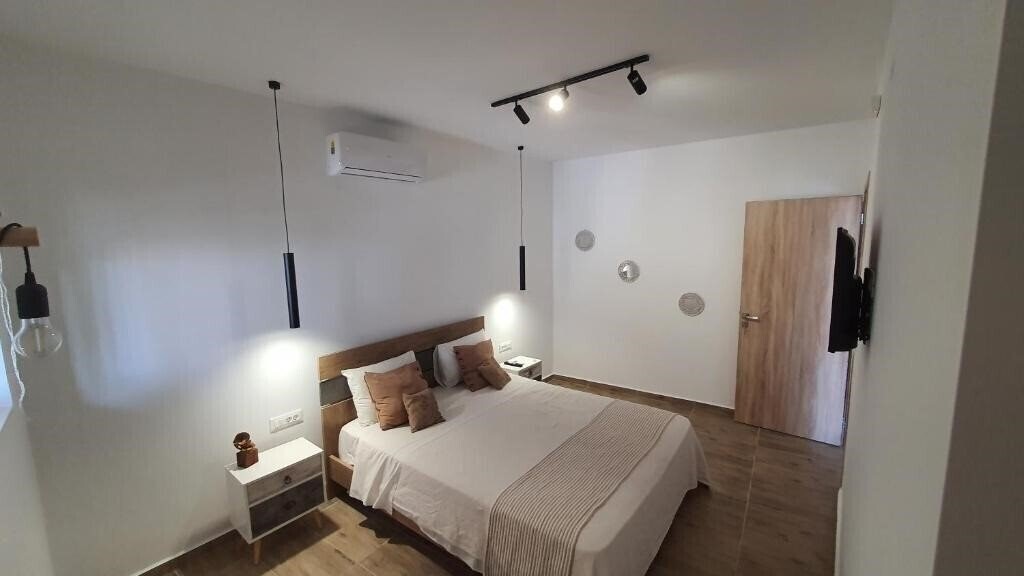 Изображение Elizabeth Suites 3*