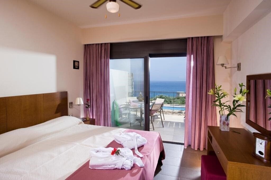 Фото Elounda Olea Villas & Apartments 4*