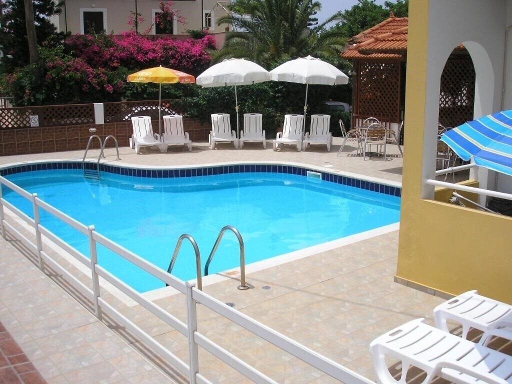 Dimitra Apartments Gouves (ex. Dimitra Hotel Apartments) 3* суреті