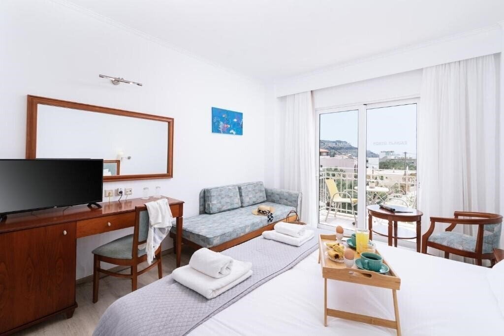 Porto Plakias 3* суреті