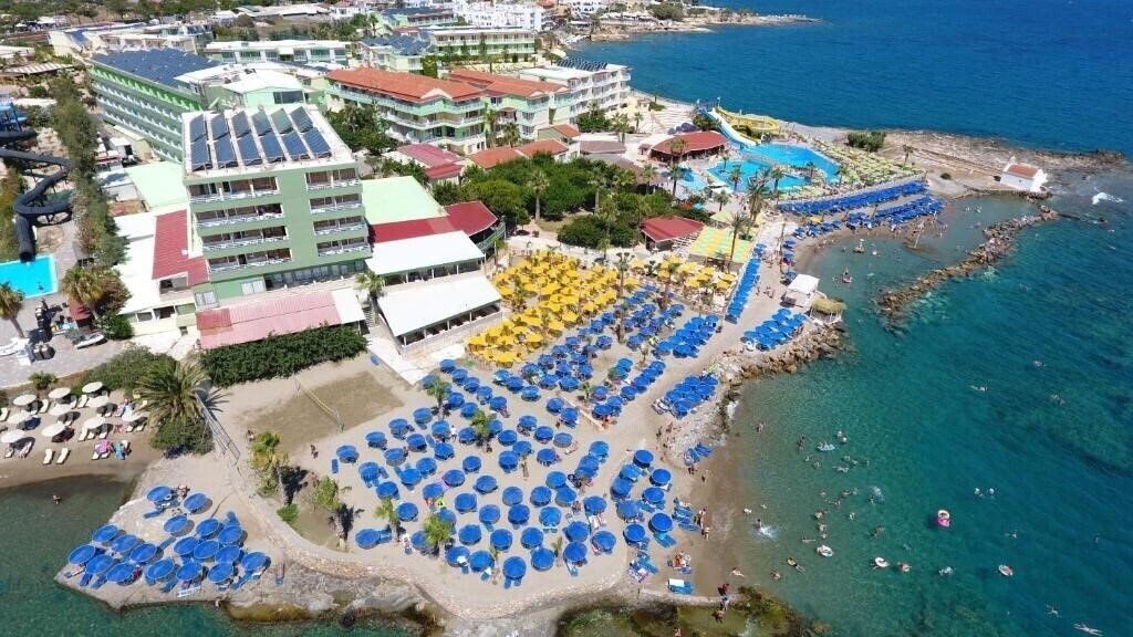 Фотография Eri Beach & Village 4*