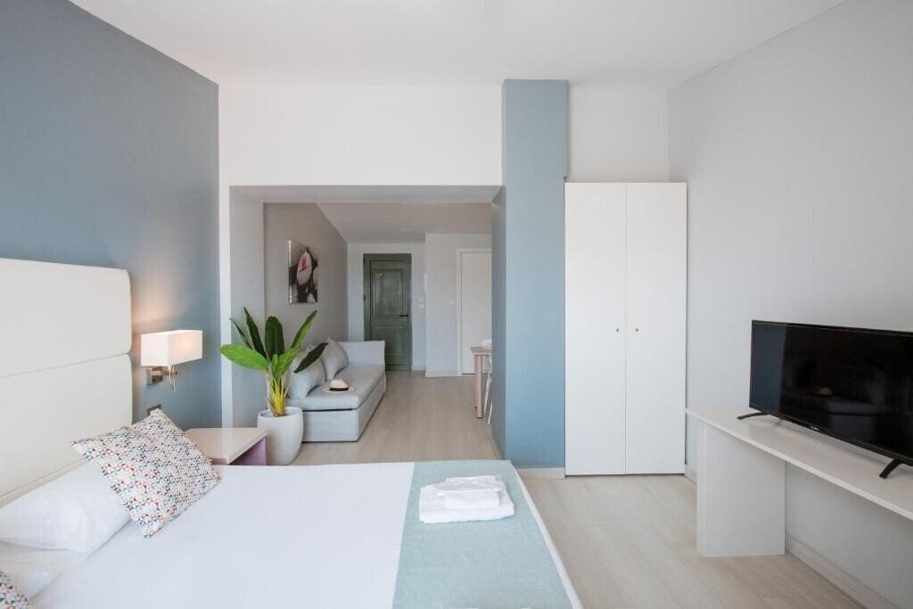 Фотография Sunrise Village (Platanias) 3*
