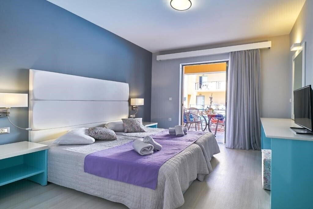 Картинка Sunrise Village (Platanias) 3*