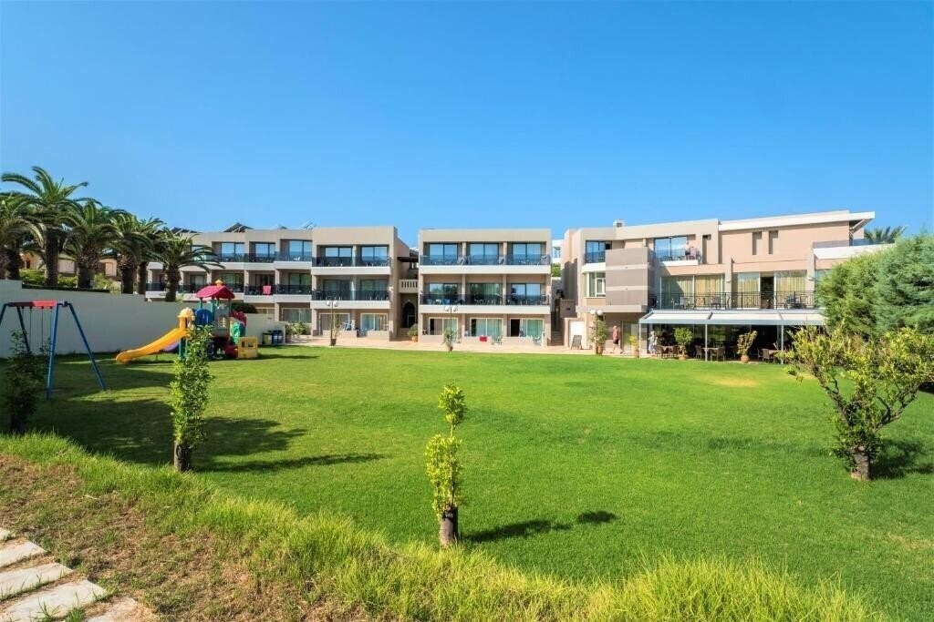 Фотография Atrion Hotel Chania 3*