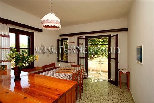 Dolphins Apartments 2* суреті