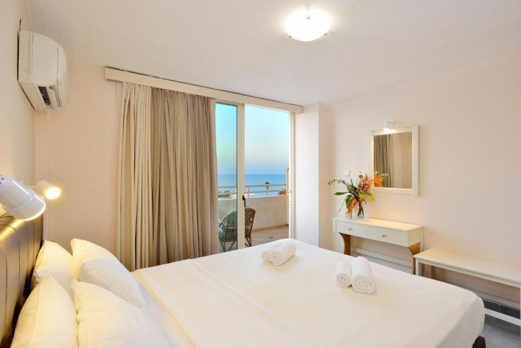 Irene Hotel 2* фотосуреті