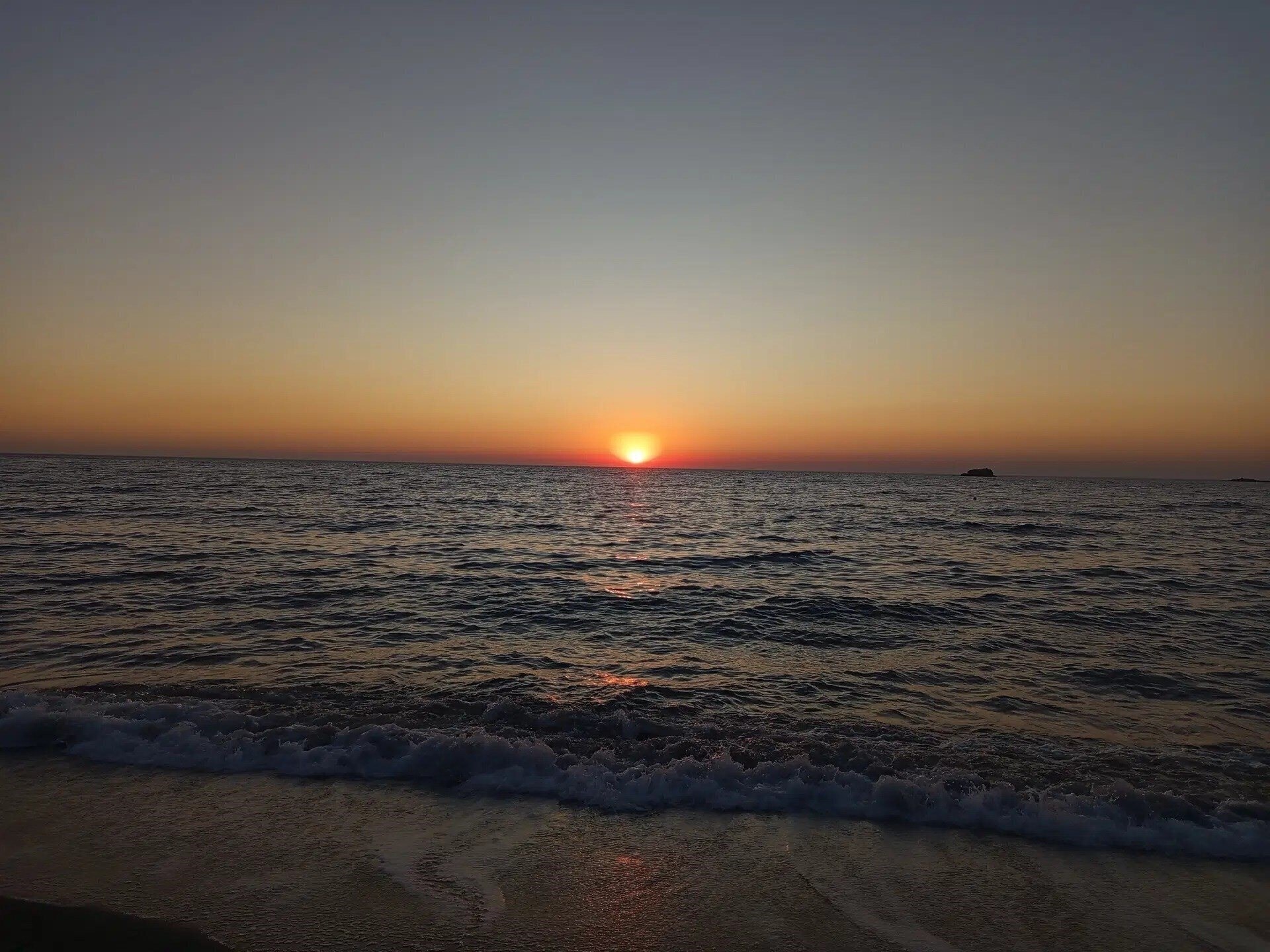 Изображение Rafael Studios 2*