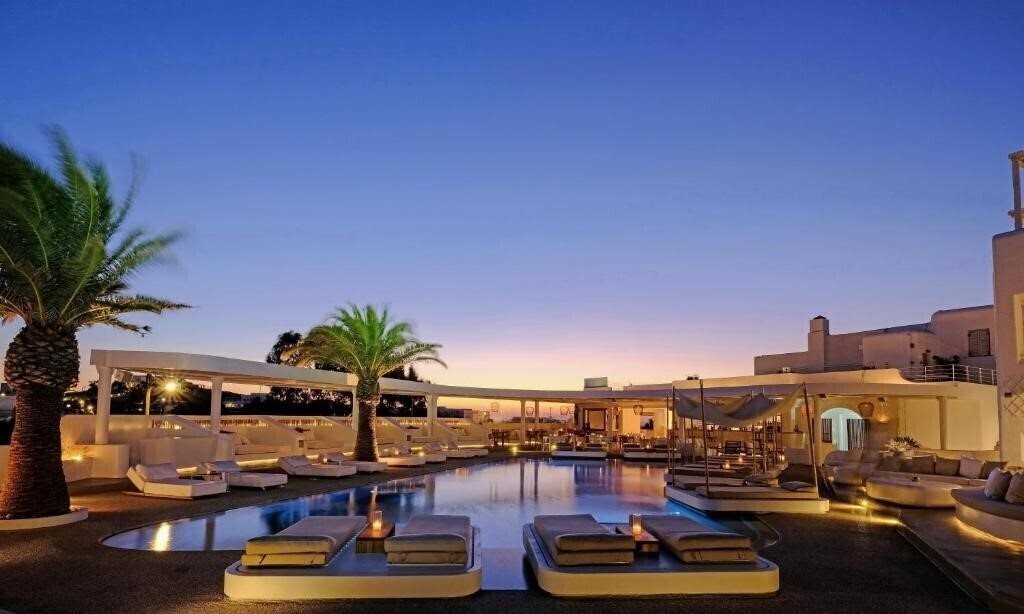 Andronikos 4* қонақ үйі