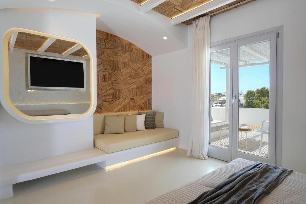 Andronikos 4* суреті