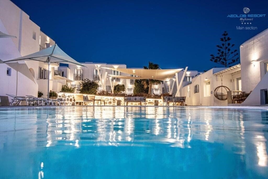 Отель Aeolos Resort Mykonos 3*