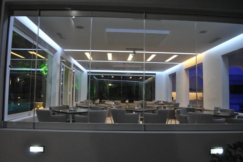 Petinaros Hotel 3* суреті