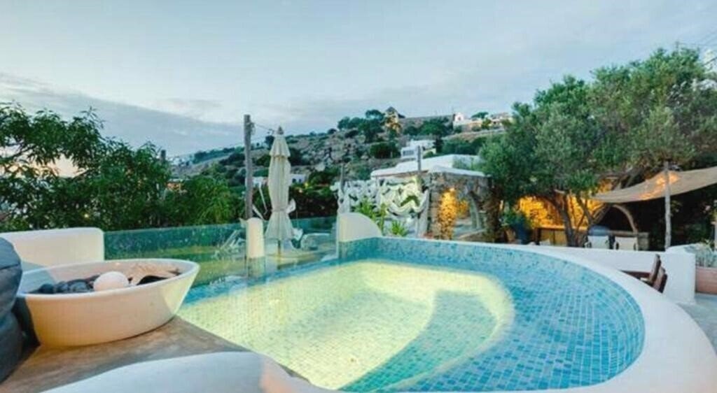 Фото Rania Apartments 3*