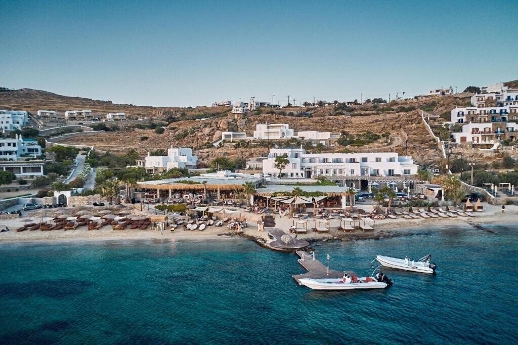 Отель Hippie Chic Hotel 3*