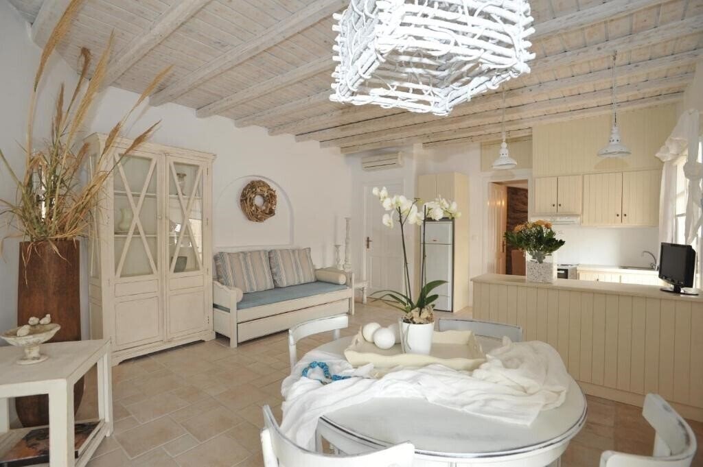 Фото Navy Blue Suites 4*