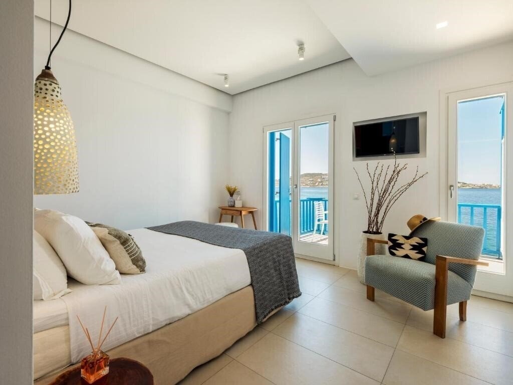 Изображение Bluetopia Suites 4*