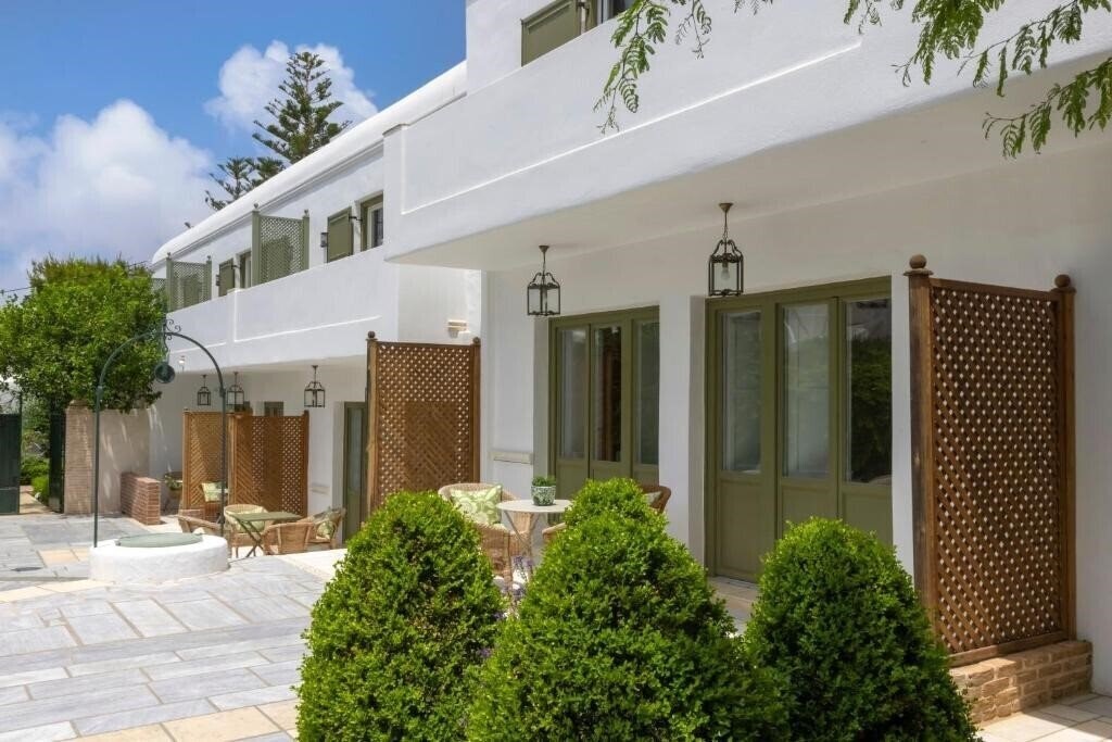 Отель Kouneni Apartments 4*