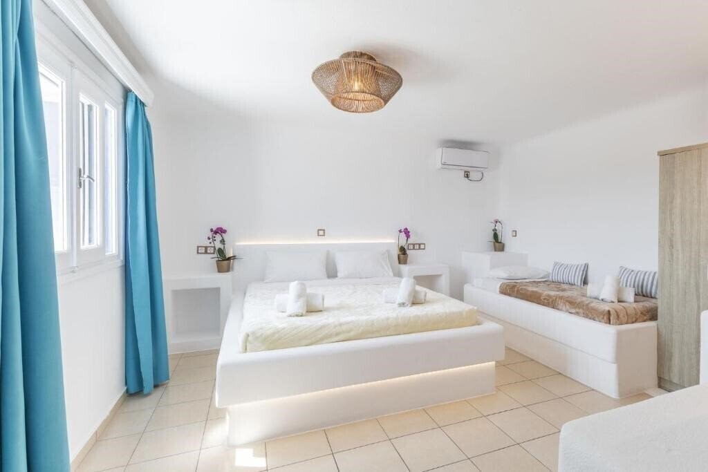 Отель Mykonian Breeze 5*