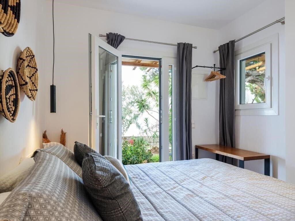 Фотография Secret Garden Apartments 3*