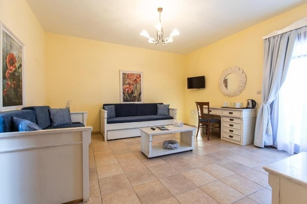 Plaza Beach 3* фотосуреті