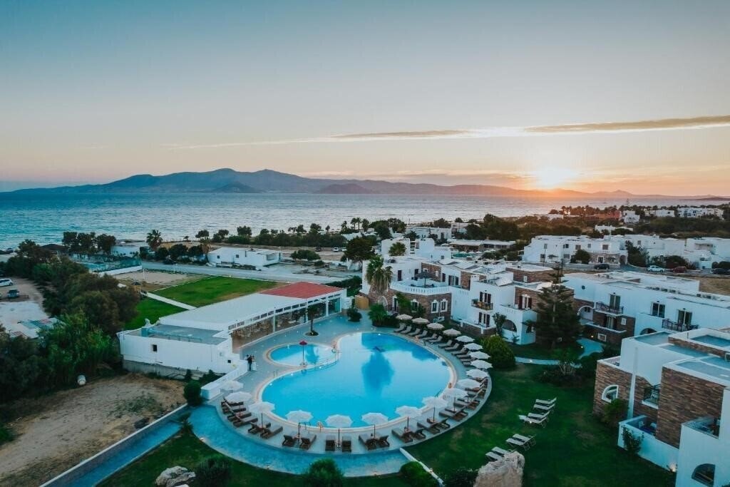 Отель Aegean Palace 4*