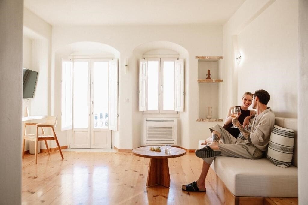Ammothines Cycladic Suites 5* суреті