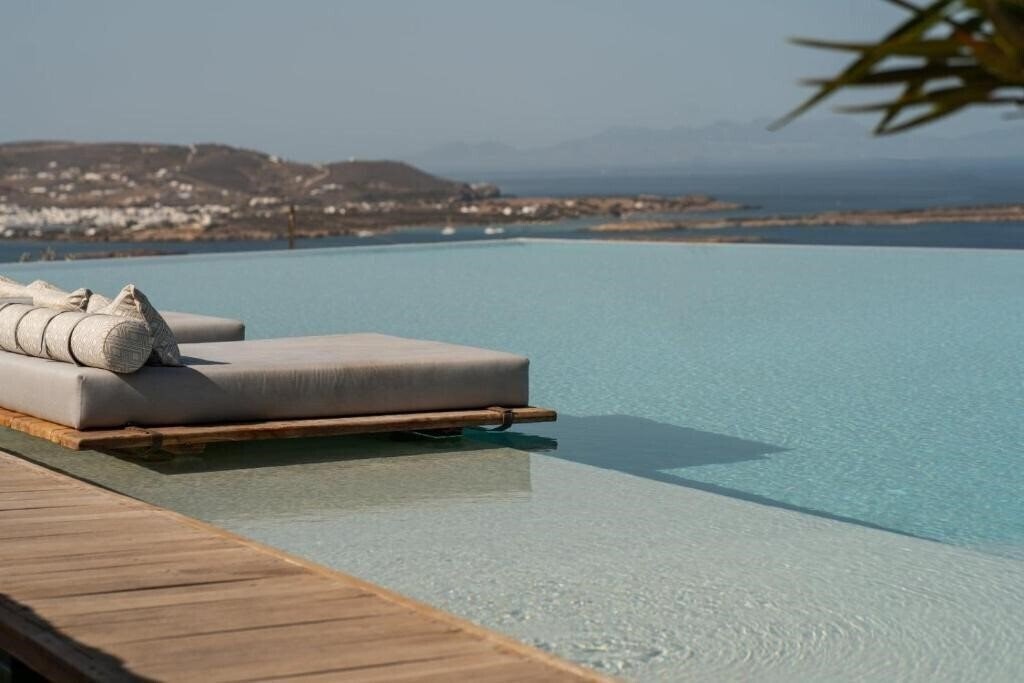 Фотография Mythic Paros Adults Only (ex. Mythic Exclusive Retreat, Mythic Exclusive Resort Adults Only 16+) 5*