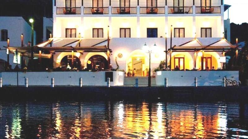 Отель Chris Hotel Patmos 2*