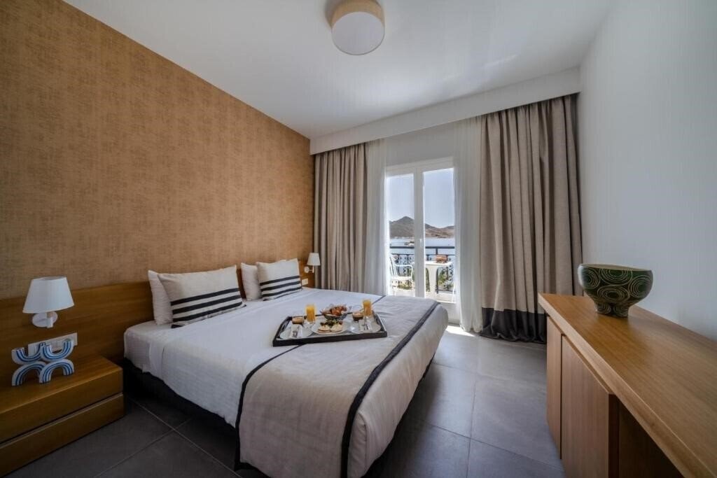 Silver Beach Hotel 2* қонақ үйі