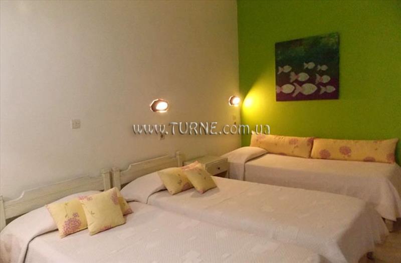 Фотография John Mari Studios Apts 2*