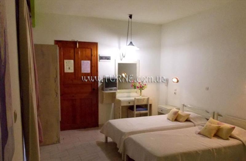 Фото John Mari Studios Apts 2*