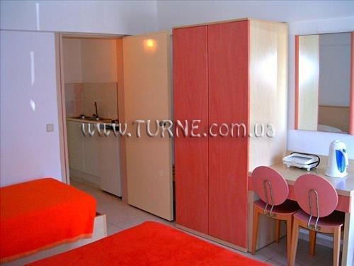 Alexia Hotel & Studios 3* қонақ үйі