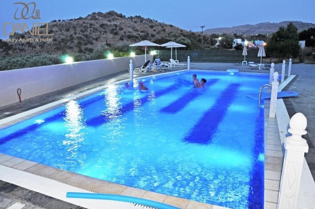 Daniel Suites 4* суреті