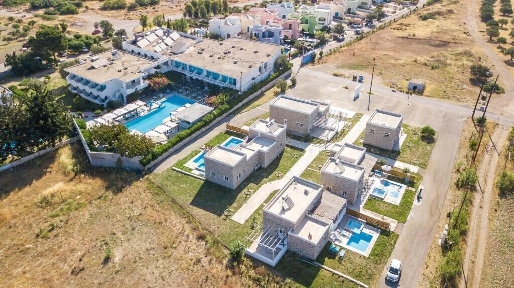 Loutanis Hotel 3* суреті