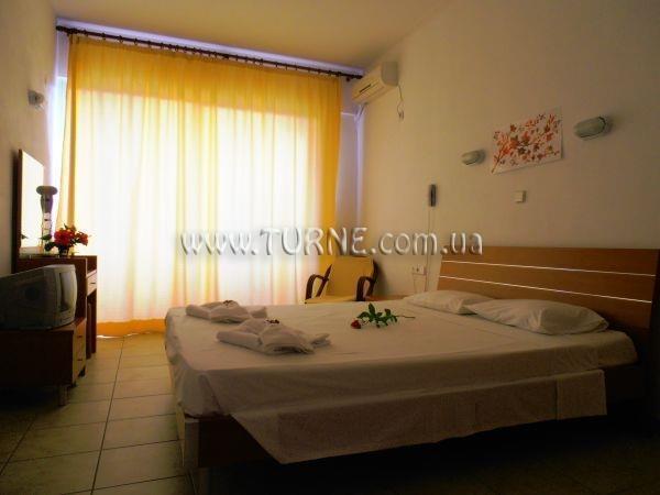 Loutanis Hotel 3* фотосуреті